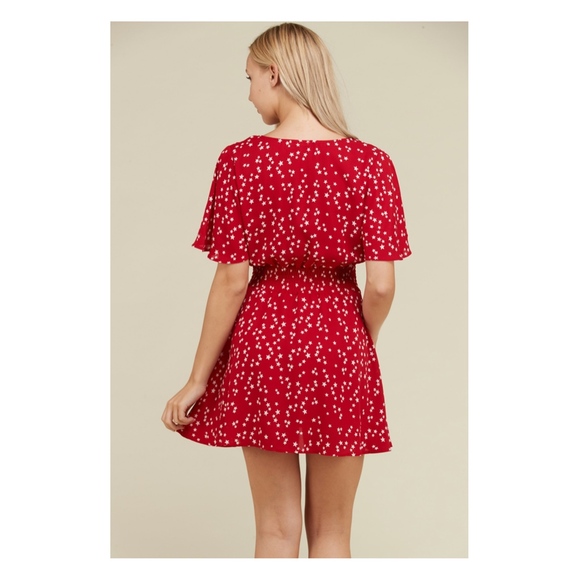 Red Star Print Fit and Flare Casual Dress - Picture 3 of 4